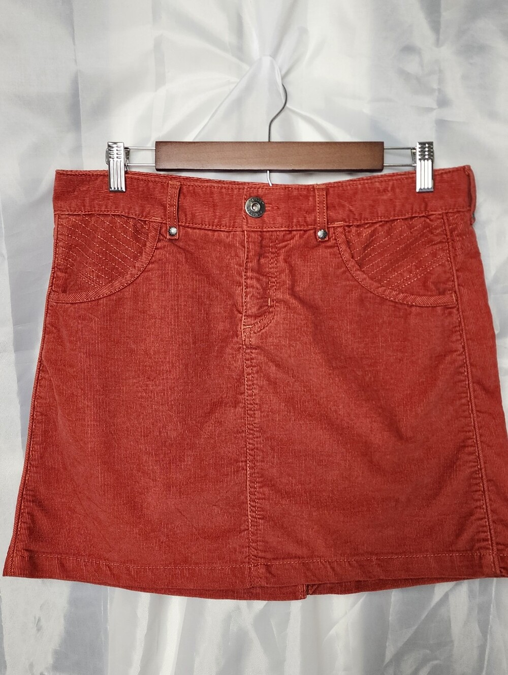 Athleta Kaleidoscope Cord Skirt 8 Red Spice Orange Corduroy Boho Gorpcore Fall
